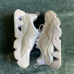 Nike RYZ 365 White/Pistachio